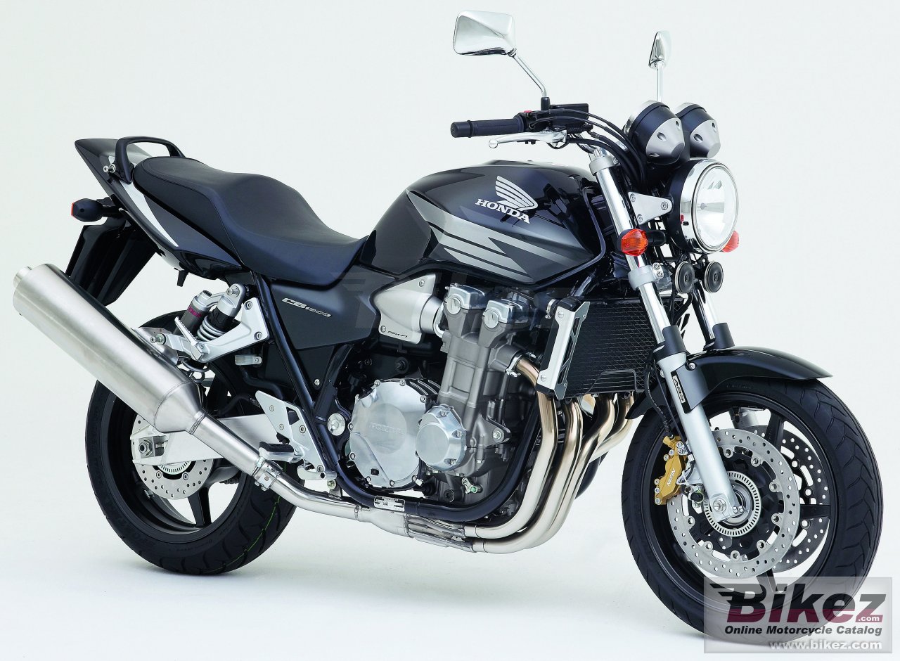 Big Honda cb 1300 picture and wallpaper from Bikez.com